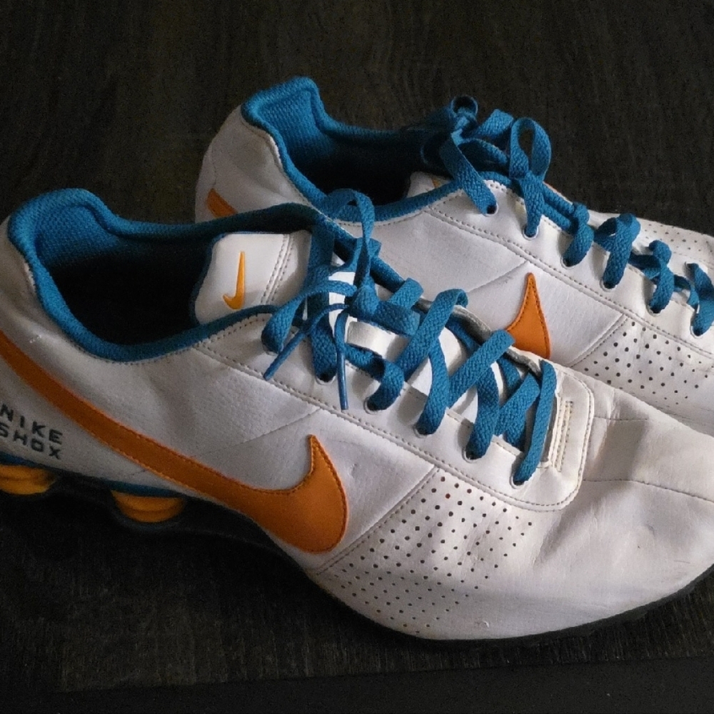 Nike Shox Men's White and Blue Athletic Shoes